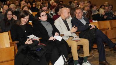 Božični koncert postregel s pestrostjo