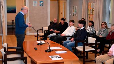 Predsednik Slovenske prosvete Tomaž Simčič je nagovoril prejemnike in sorodnike (FOTODAMJ@N)