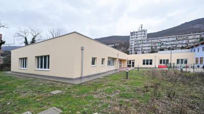 Svetoivanske otroške jasli v Ulici Docce naj bi delovale le v italijanskem jeziku (FOTODAMJ@N)