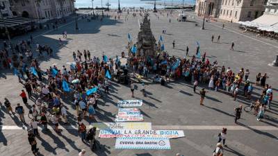 Junijski shod proti žičnici (FOTODAMJ@N)