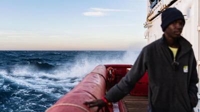 V preteklih tednih je Sredozemskem morju izginilo na stotine beguncev