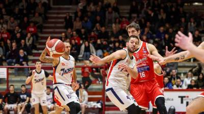 Košarkarji Jadrana na arhivski fotografiji z domače tekme proti Pordenonu (TEDESCHI / FOTODAMJ@N)