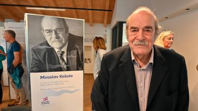 Miroslav Košuta lani septembra na Opčinah v Muzeju burje, kjer so mu posvetili razstavo (FOTODAMJ@N)