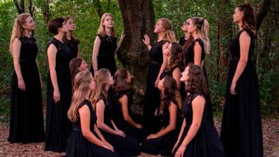 Dekliški pevski zbor Igo Gruden (KRISTELL POTOCNIK)