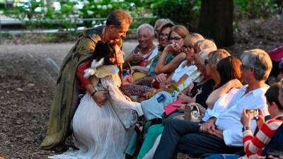Kralj Oberon in kraljica Titanija (Emanuele Fortunati in Lara Komar) (FOTODAMJ@N)
