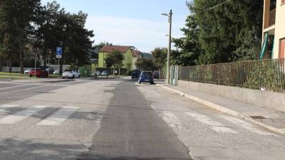V Puccinijevi ulici so nove vodovodne cevi že namestili (BUMBACA)