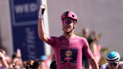 Jonathan Milan je danes osvojil 3. zmago na letošnjem Giru (GIRO D’ITALIA/FACEBOOK)