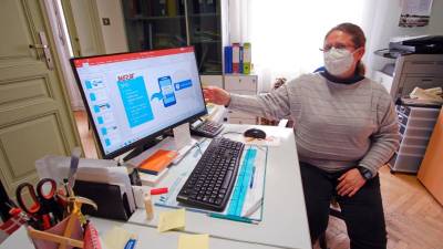 Krut ponuja članom pomoč pri pridobivanju digitalne identitete (FOTODAMJ@N)