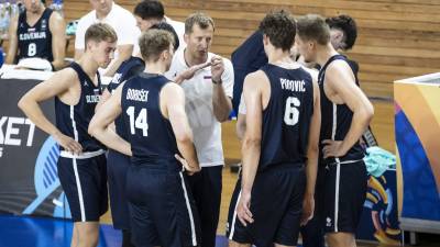 Slovenska izbrana vrsta na arhivski fotografiji (Fiba.basketball)