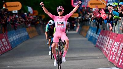 Tadej Pogačar je tudi danes prispel prvi na cilj (ANSA)