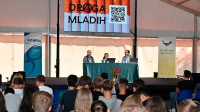 Z leve Miha Kramli, Jadranka Ivanković in Matevž Čotar (FOTODAMJ@N)