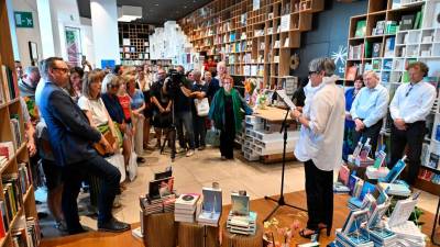 Zbrane je nagovorila administratorka Ilde Košuta (FOTODAMJ@N)