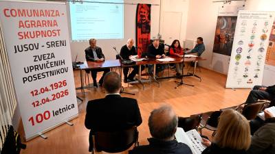 Pri Agrarni skupnosti so se odločili, da priredijo niz informativnih srečanj (FOTODAMJ@N)