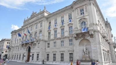 Deželna palača v Trstu (FOTODAMJ@N)