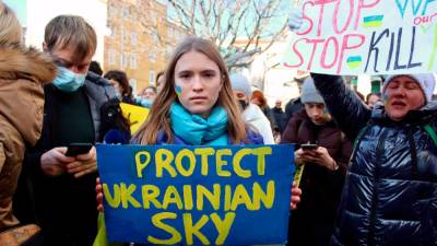 18-letna Daria iz Kijeva se redno udeležuje protestov