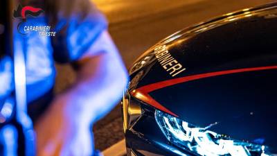 Posredovali so karabinjerji s tržaške postaje v Ulici Hermet (KARABINJERJI)