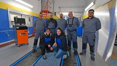 Ekipa avtomehanične delavnice (FOTODAMJ@N)