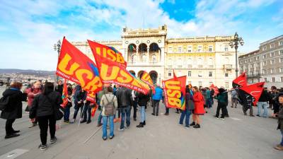 Eden od shodov sindikata USB (ARHIV)