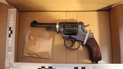 Zaseženi revolver (PU KOPER)