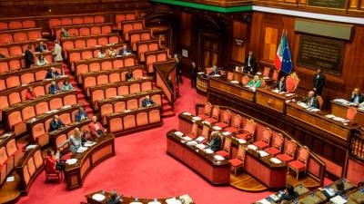 Obravnava predloga zakona o femicidu v senatu (ANSA)