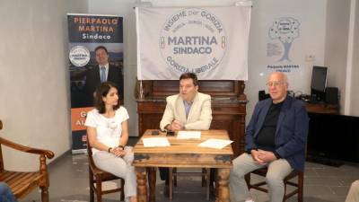 Pierpaolo Martina (v sredini), Giulia Roldo in Dario Baresi (BUMBACA)