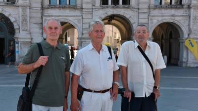 Trojica angleških veteranov na Velikem trgu (FOTODAMJ@N)