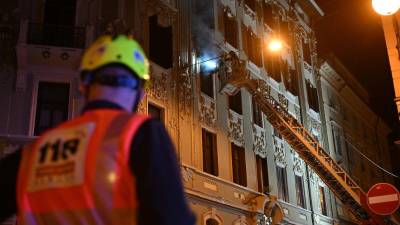 Večino zastrupljencev so reševalci oskrbeli na mestu, pet ljudi so prepeljali na zdravljenje v bolnišnico