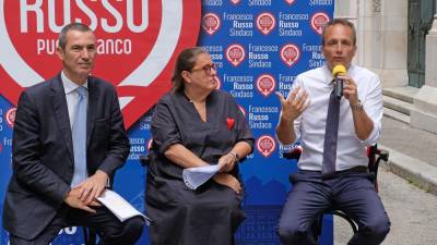 Russo (desno) in Pasino (levo) sta včeraj v kavarni San Marco predstavila obrise nove koalicije