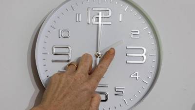 Ob 3. uri bomo urine kazalce premaknili eno uro nazaj