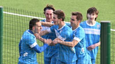 Nogometaši kriške Vesne so se tako veselili po zmagi proti Primorju (FOTODAMJ@N)