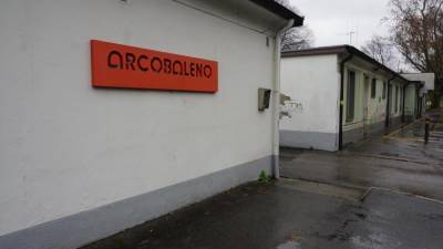 Sprejemni center bodo uredili v Ulici San Michele, kjer so zaprli sedež zadruge Arcobaleno (BUMBACA)