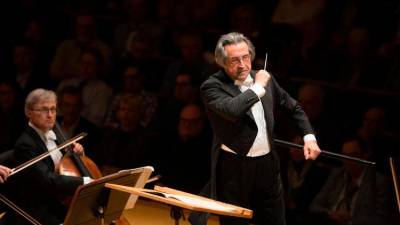 Riccardo Muti z Dunajskimi filharmoniki (RICCARDO MUTI)