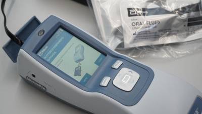 Voznik je opravil preizkus alkoholiziranosti, s katerim so ugotovili, da je vozil pod vplivom alkohola (ARHIV)