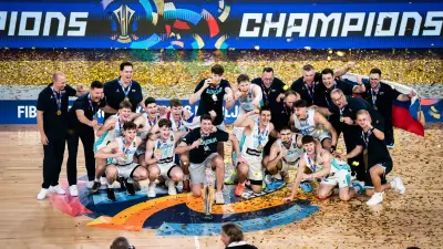 Veselje slovenskih košarkarjev (FIBA)