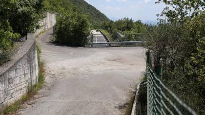 Ploščad na Sabotinsko cesto (TIBALDI)