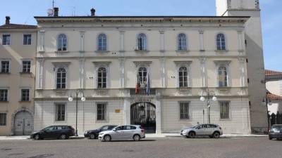 Palača Deželnih stanov na Cavourjevem trgu (BUMBACA)