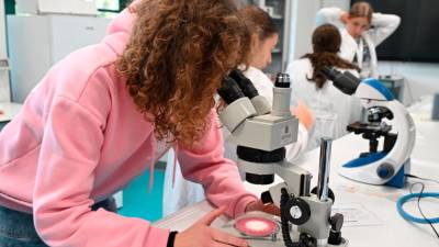 Na izobraževalnem zavodu Jožefa Stefana so bili prejšnji teden na sporedu prvi Raziskovalni mednarodni dnevi 2025