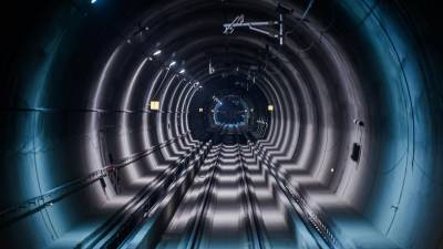 Delavci so v predorih naleteli na več kot devetdeset jam