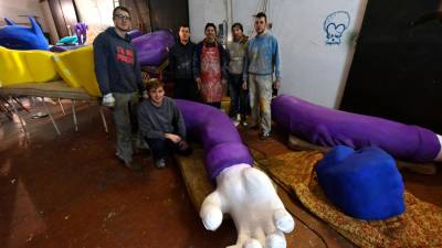 Na obisku pri vozu iz Medjevasi in Štivana (FOTODAMJ@N)