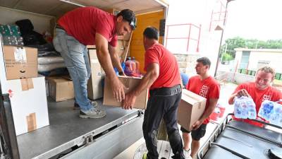 Zbiranje humanitarne pomoči na sedežu dolinske civilne zaščite in PGD Breg v Boljuncu