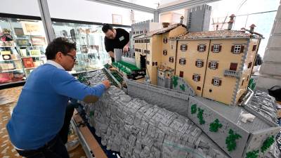 Na Devinskem gradu umetnine iz lego kock