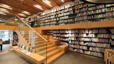 Novi prostori v knjižnici (BUMBACA)
