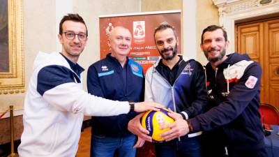 Z leve trenerji Daniele Santarelli, Massimo Barbolini, Marco Gaspari in Giulio Bregoli (RUBIN/LVF)