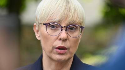 Slovenska predsednica Nataša Pirc Musar bo odlok o razpisu rednih volitev podpisala v začetku januarja