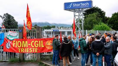 Ponedeljkov protest pred tovarno StarTech (LUCA TEDESCHI/FOTODAMJ@N)