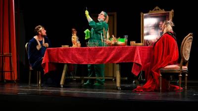 V Boljuncu zaživela predstava Grajsko ogledalo