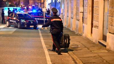 V Ulici Frausin je nekdo v četrtek pozabil kovček, kar je povzročilo tudi preplah (FOTODAMJ@N)