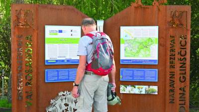 Nove table v rezervatu Doline Glinščice (FOTODAMJ@N)