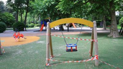 V Ljudskem vrtu so hoteli posodobiti tudi igrala (FOTODAMJ@N)