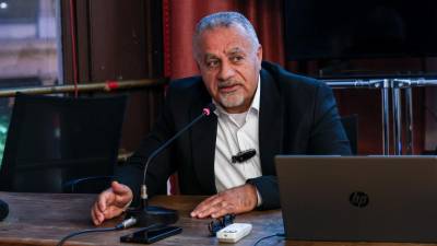 Mohamed Hmidat živi v Ramali, na Zahodnem bregu in vodi družbo Parc Al Reef